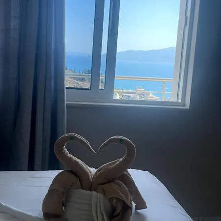 Panoramic Ana Lägenhet